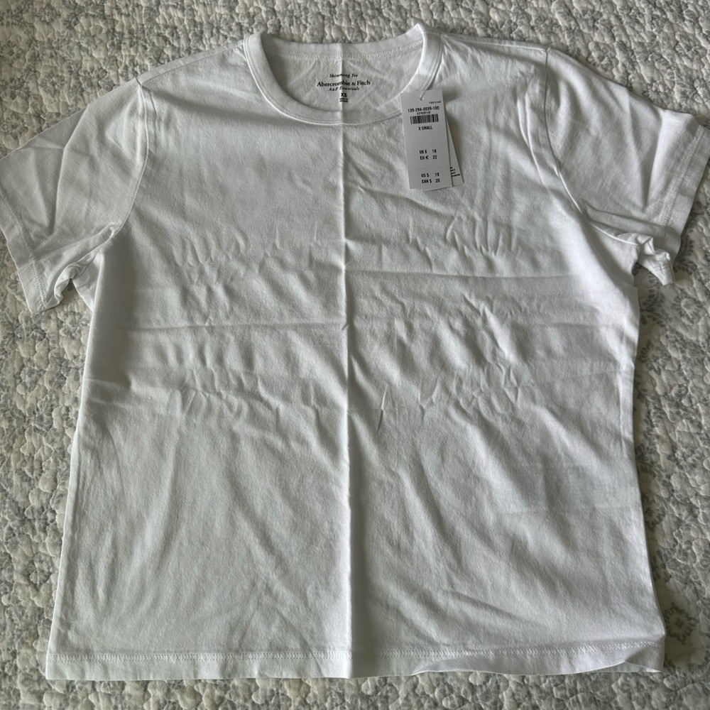 Abercrombie & Fitch Skimming White Tee
